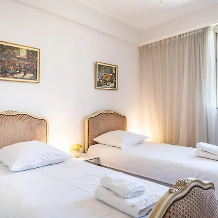 Appartement Charming 1 Bedroom On The Floor *