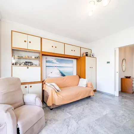 Appartement Charming 1 Bedroom On The Floor *